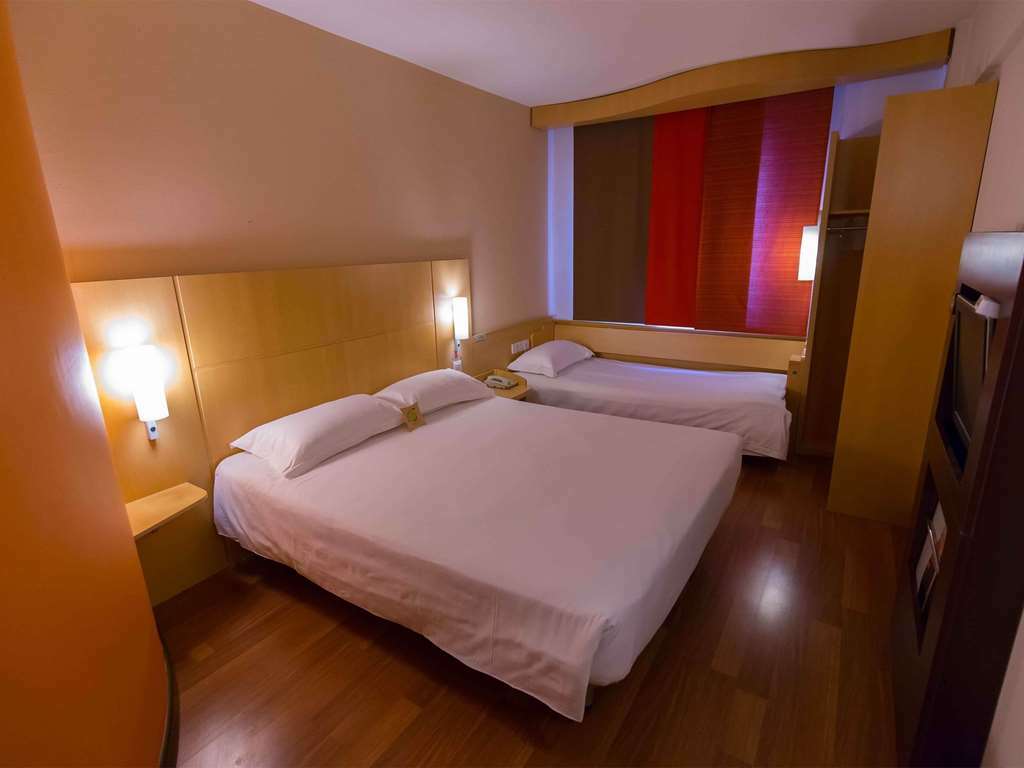 Hotel Ibis Shenyang Tiexi Szoba fotó